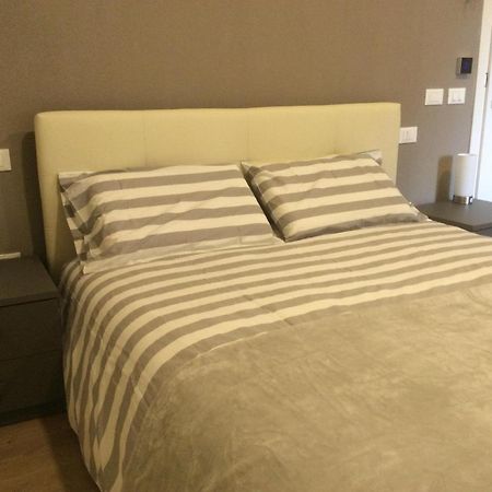 B&B Vesta Бреша Екстериор снимка