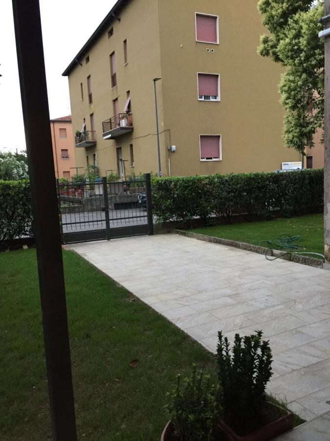 B&B Vesta Бреша Екстериор снимка