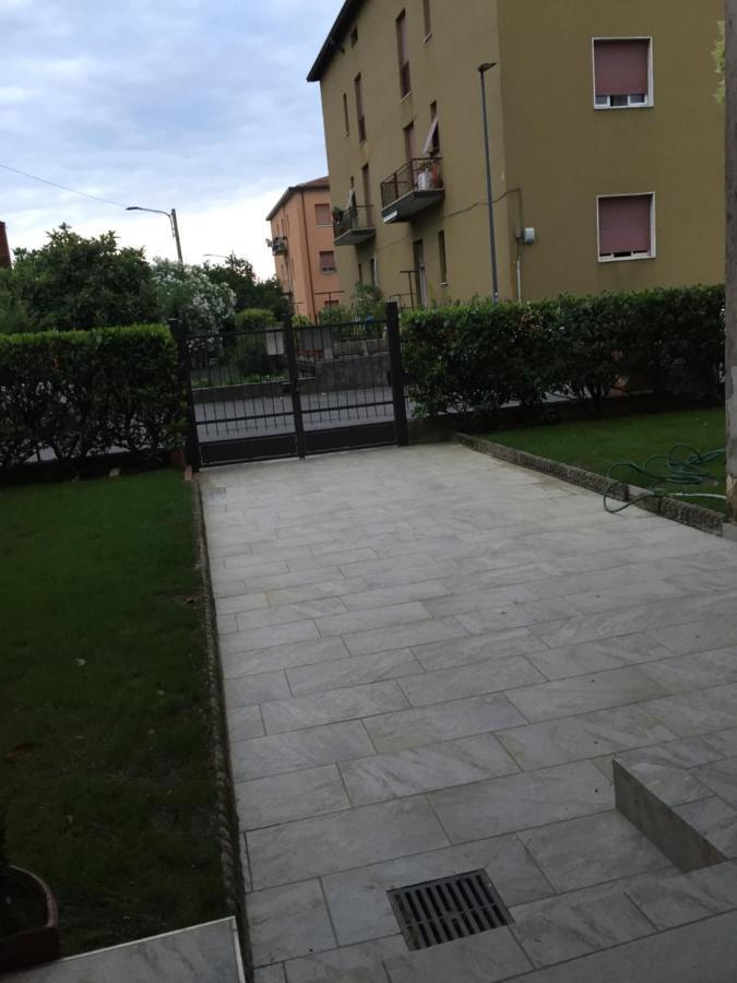 B&B Vesta Бреша Екстериор снимка
