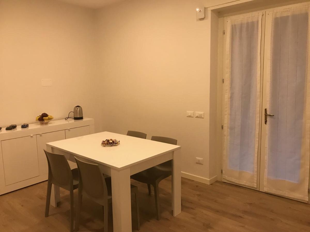 B&B Vesta Бреша Екстериор снимка